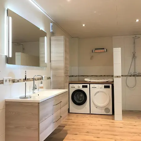 Urlaubswind - Keine Monteure, Keine Arbeiter - Niebüll